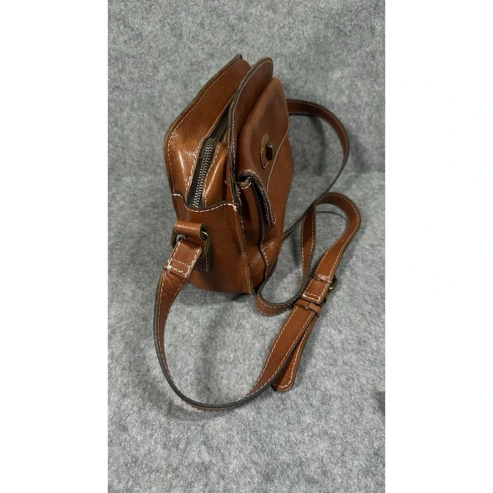 Patricia Nash Heritage Collection Maxela Tan Crossbody Bag Zipper Gold Hardware